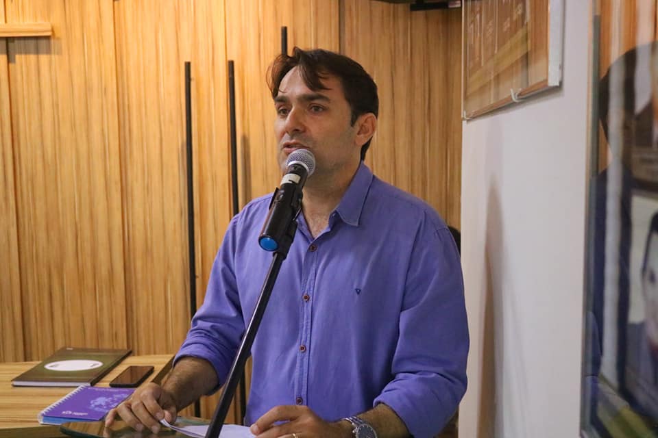 Leia mais sobre o artigo O SECRETÁRIO MUNICIPAL DE TRABALHO, HABITAÇÃO E ASSISTÊNCIA SOCIAL, FRANCISCO TOUCHÊ, QUE FEZ ESCLARECIMENTOS SOBRE OS TRABALHOS REALIZADOS