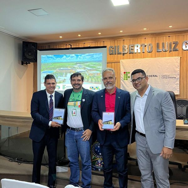 Leia mais sobre o artigo Homenagem ao Instituto Federal do Rio Grande do Norte (IFRN) campus Canguaretama, pelos 10 anos de existência no município.
